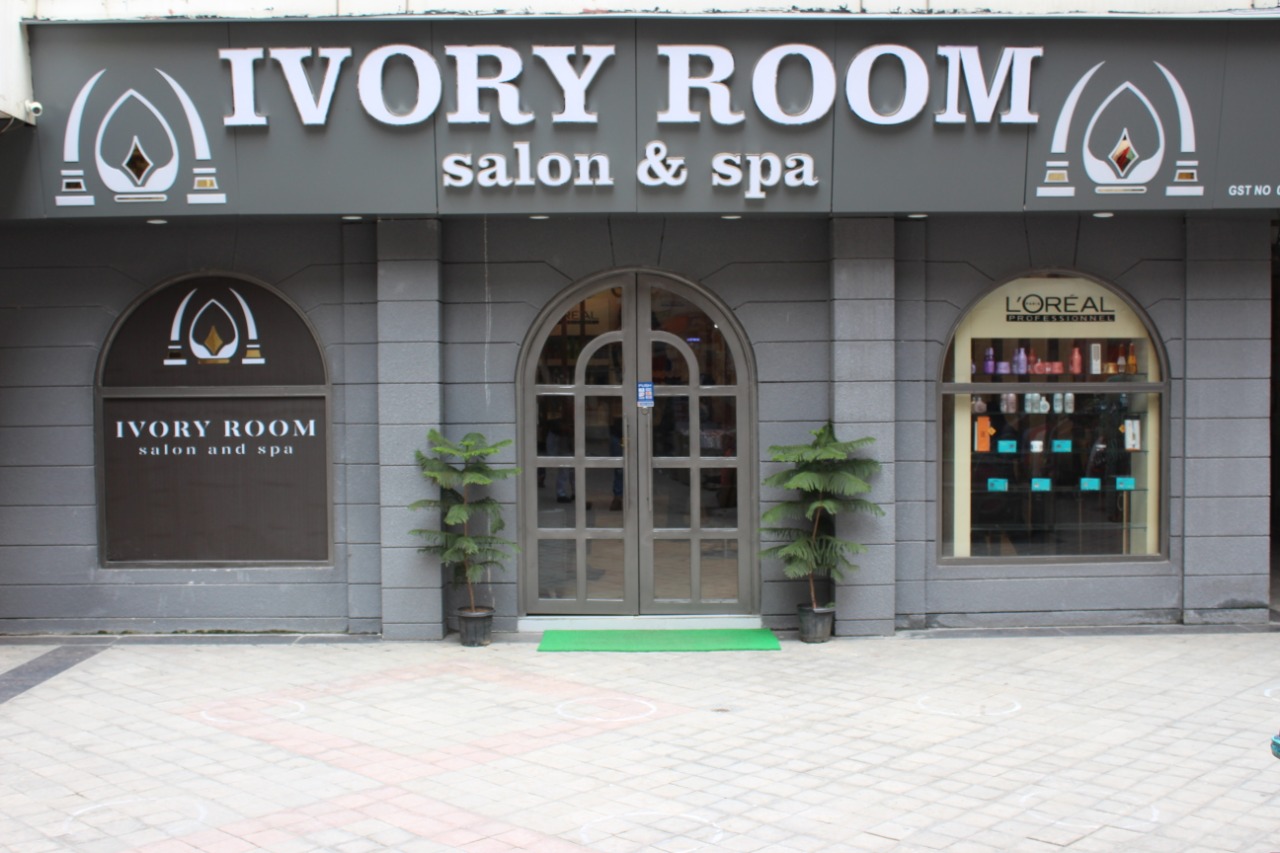 IVORY ROOM